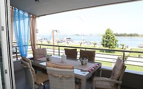 Lakis Luxury Apartment
